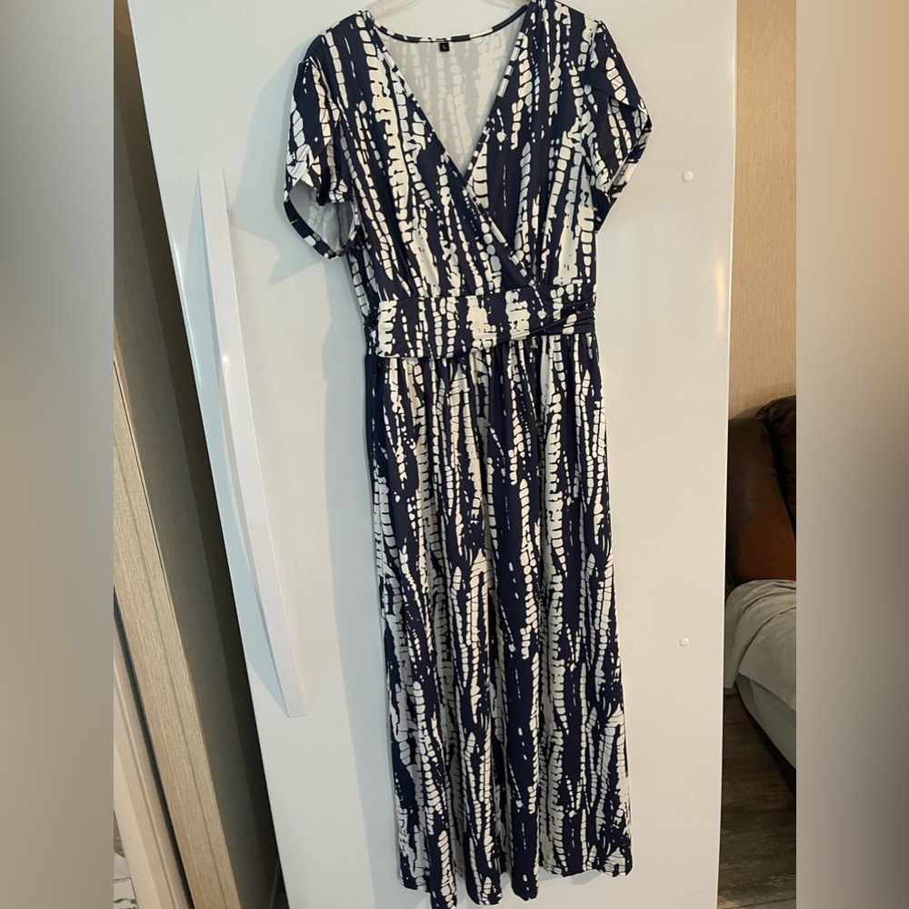 Maternity Dress size Large EUC